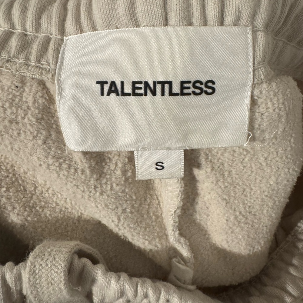 TALENTLESS Sweatpants Set - Picture 3 of 4